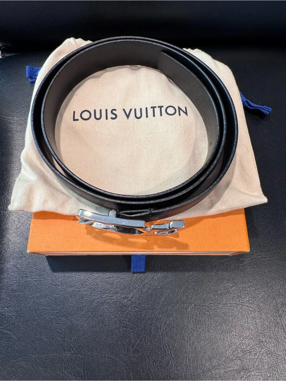 Louis Vuitton LV Initials Black Leather Belt w/ Silver Buckle |  Box & Dust Bag
